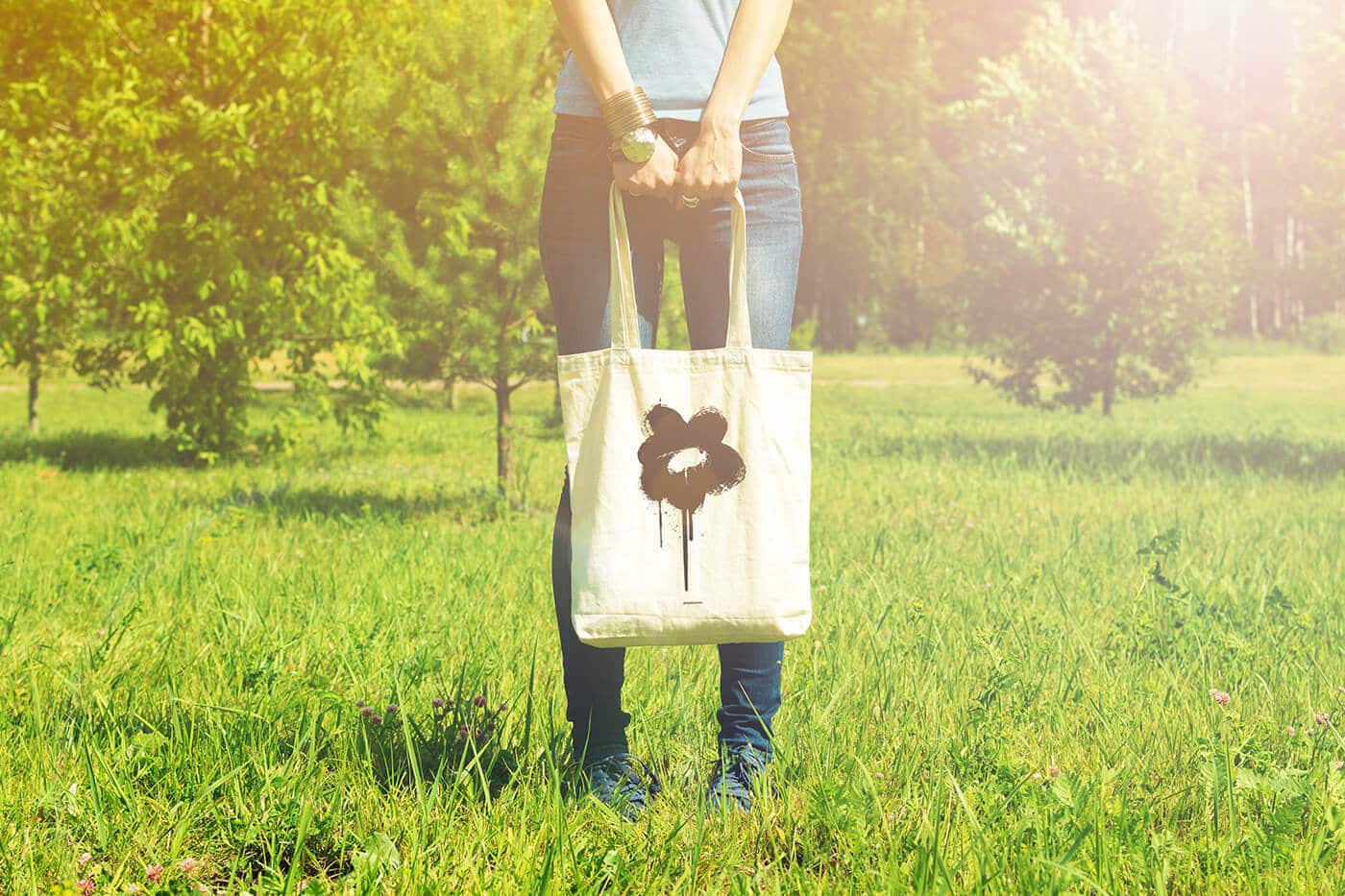 Eye of the BEEholder Organic Tote